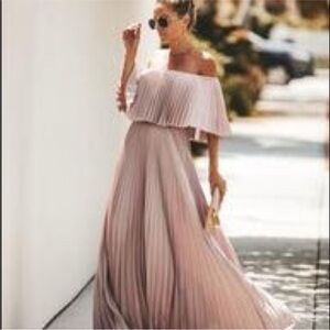THE CLOTHING COMPANY Pleated Mauve Maxi Dress Party Shower Bridal‎ Baby Size M